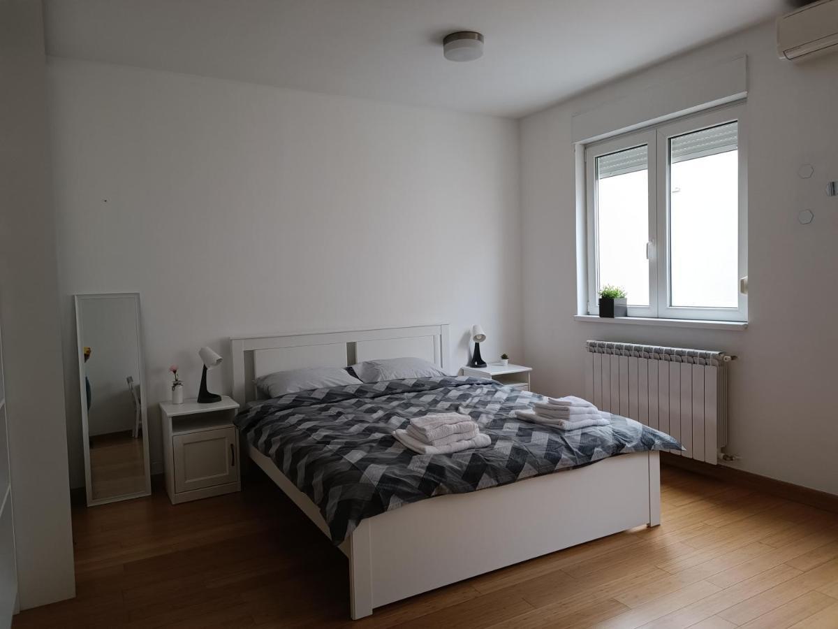 White Apartment 贝尔格莱德 外观 照片